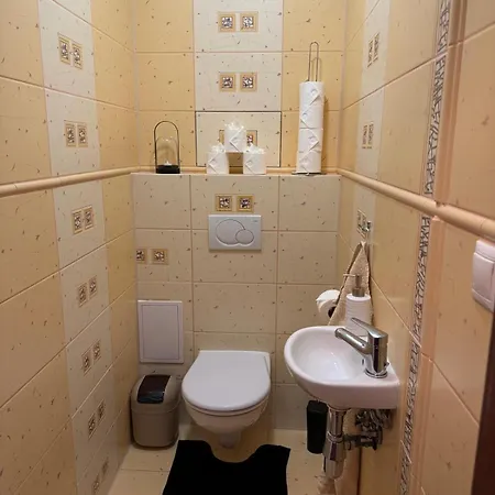 Rodinný V Srdci Piešťan Apartamento