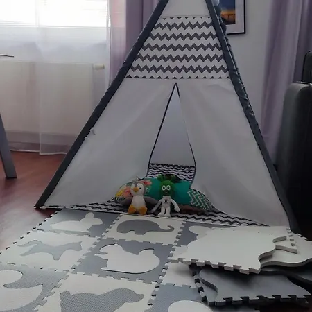 Rodinný V Srdci Piešťan Apartamento